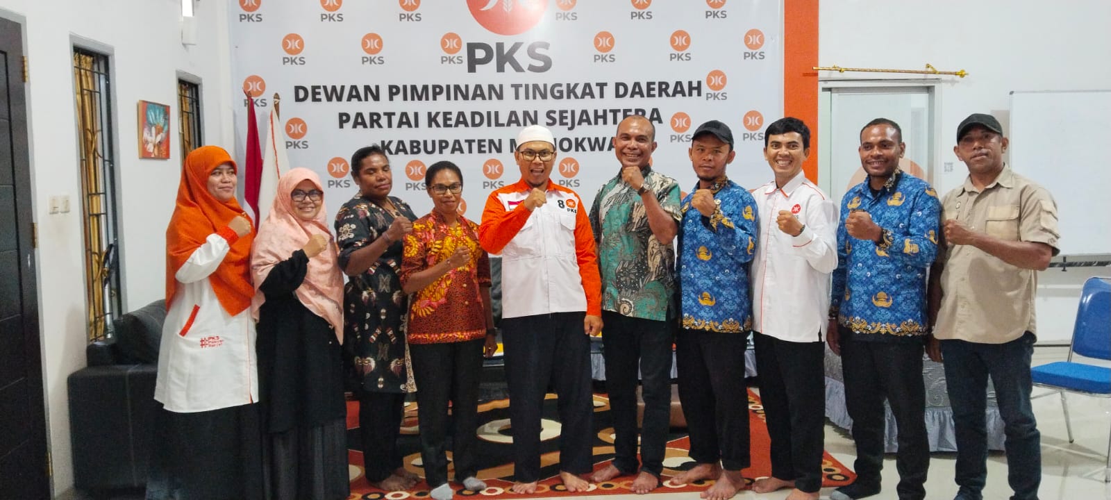 Foto Bersama Selepas audiensi ke Kantor Sekretariat DPW Partai Keadilan Sejahtera (PKS) Papua Barat 