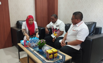 Dr Nurwahida Memaparkan Alur Pemeriksaan Fisik Jasmani Kepada Paslon Hero