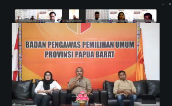 Kegiatan Zoom Diskusi Forum Keladi yang diselenggarakan oleh Bawaslu Provinsi Papua Barat, menghadirkan narasumber dari Bawaslu Kabupaten Manokwari Selatan  secara luring di studio dan diikuti peserta secara daring melalui platform Zoom